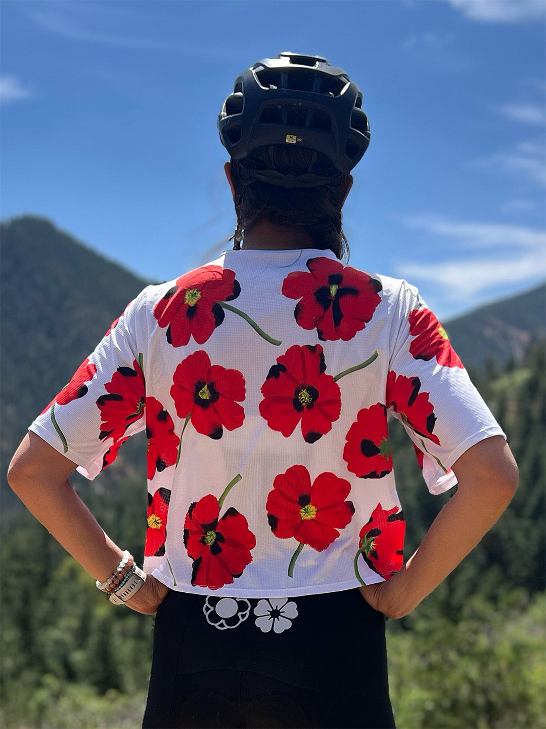 Red Poppies Women's Crop – Ostroy