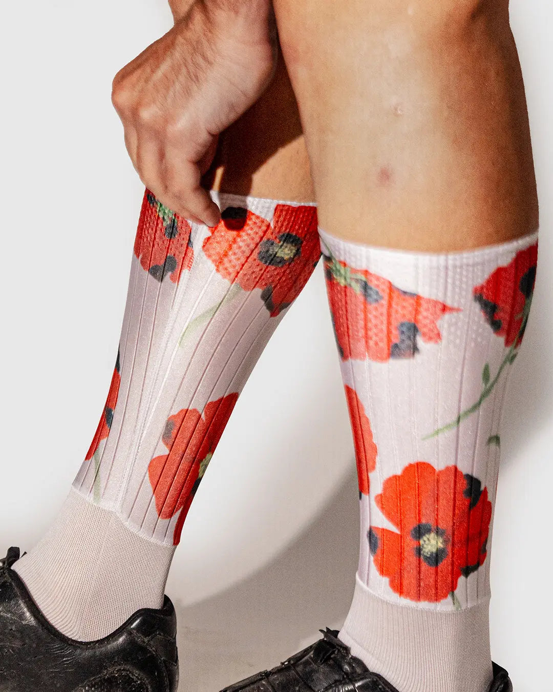 Red Poppies Aero Socks - Ostroy